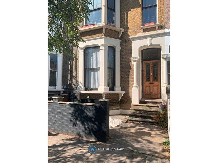 3 Bedroom Maisonette To Rent In Alconbury Road, London, E5