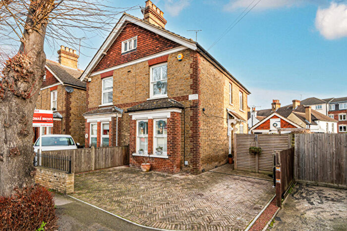 2 Bedroom Semi Detached House For Sale In Moorfield Road, Orpington, BR6