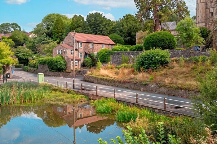 3 Bedroom Detached House For Sale In The Batch, Compton Martin, BS40
