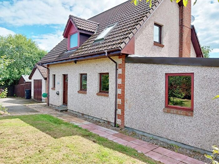 3 Bedroom Detached House For Sale In Millview Crescent, Kirkhill, IV5