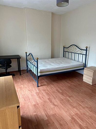 5 Bedroom House To Rent In Cranbrook Street, Cathays, CF24