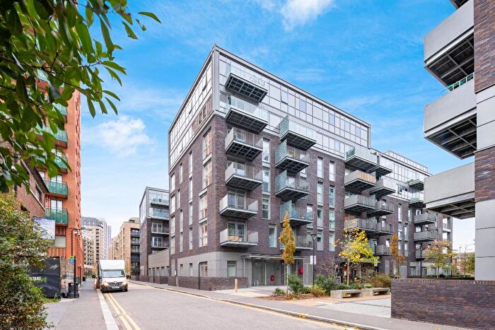2 Bedroom Apartment For Sale In Malt Court, Essex Brewery, London, E17