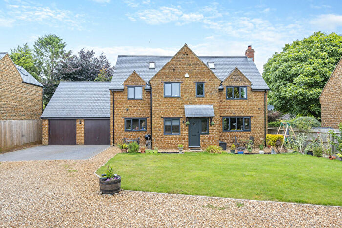 4 Bedroom Detached House For Sale In Banbury Lane Thorpe Mandeville Banbury, Oxfordshire, OX17