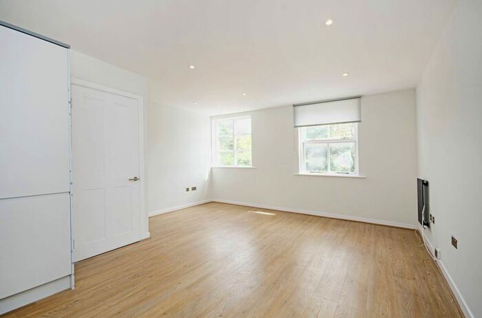 1 Bedroom Flat For Sale In Horton Road, London Fields, London, E8