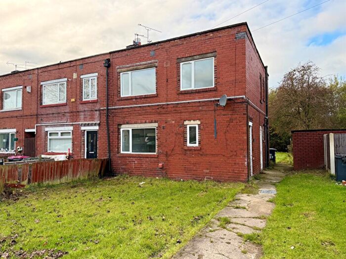 4 Bedroom End Of Terrace House For Sale In Morrison Avenue, Maltby, Rotherham, S66