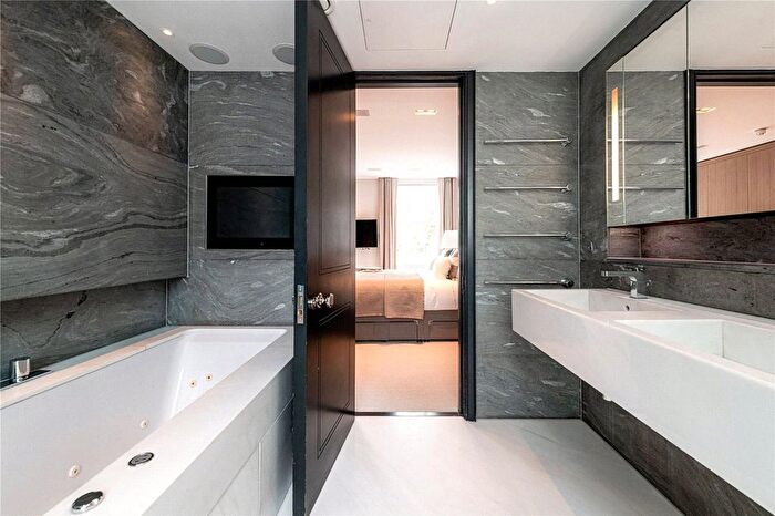 6 Bedroom Terraced House To Rent In Montpelier Square, Knightsbridge, London, SW7