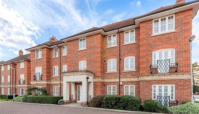2 Bedroom Flat For Sale In Marchant Close, Mill Hill, NW7