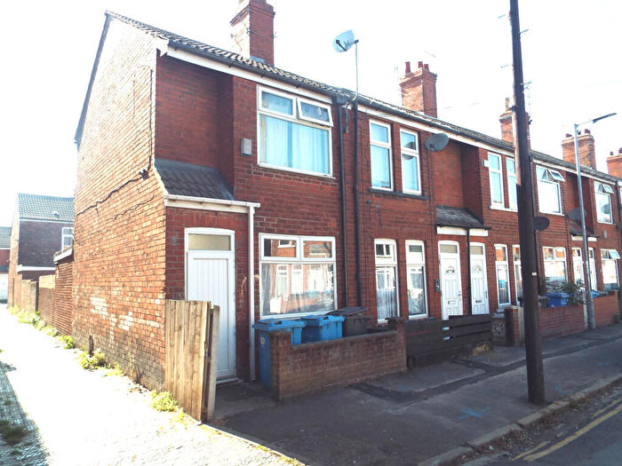 2 Bedroom End Of Terrace House For Sale In Dorset Street, Hull, HU4