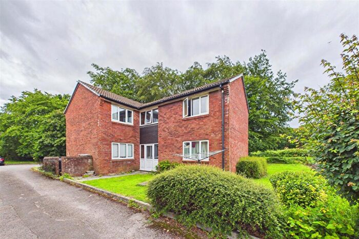 Studio For Sale In Riverside Setting On The Outskirts Of Clevedon, BS21