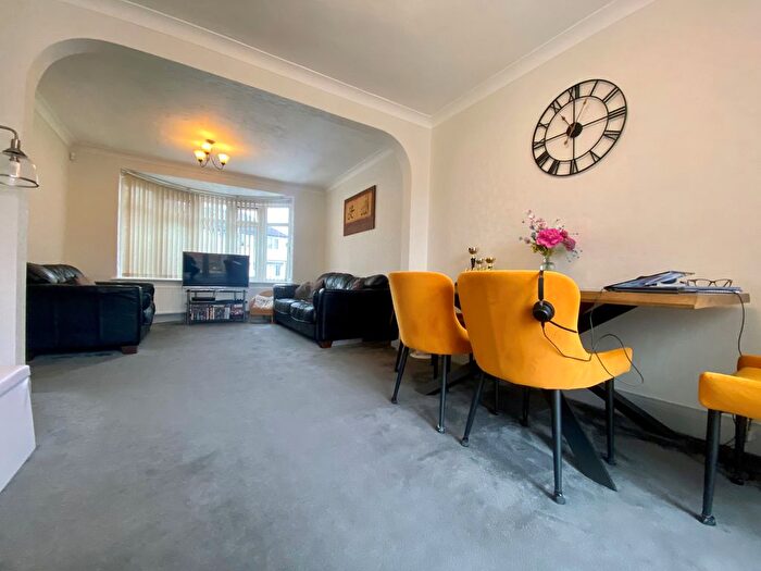 3 Bedroom Terraced House To Rent In Marlow Gardens, Hayes, UB3