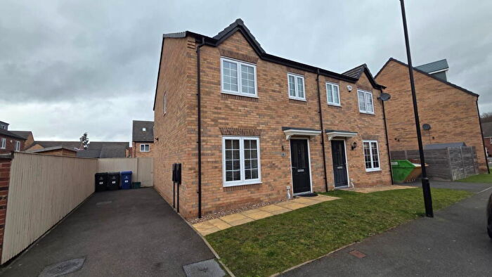 3 Bedroom Semi-Detached House To Rent In Field View Drive, Auckley, Doncaster, DN9