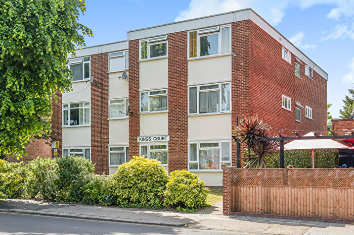 1 Bedroom Flat To Rent In Kings Court, London, SE22