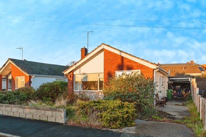2 Bedroom Bungalow For Sale In The Meadows, Prestatyn, Denbighshire, LL19