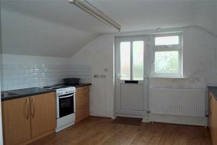 2 Bedroom Flat To Rent In Cannock Road, Burntwood, WS7