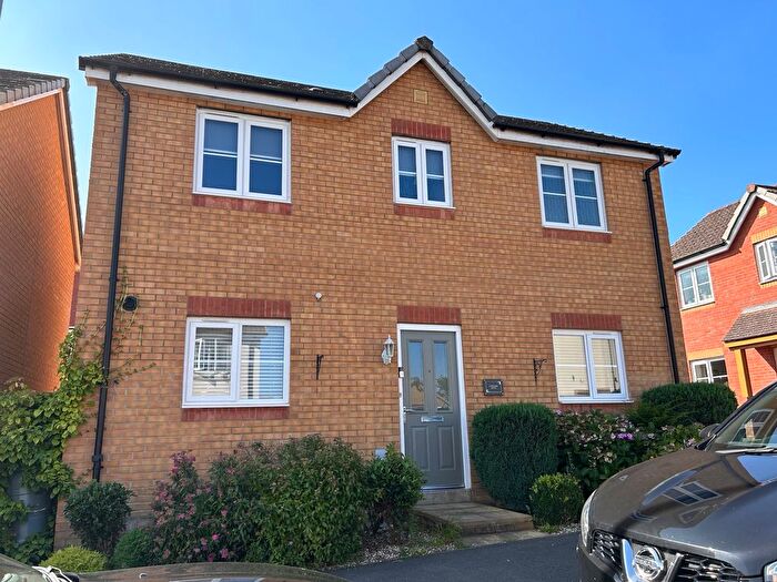 3 Bedroom Detached House To Rent In Orchard Grove, Newton Abbot, TQ12