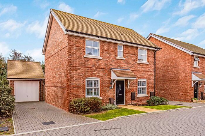 3 Bedroom Detached House For Sale In Brewery Close, Southbourne, PO10