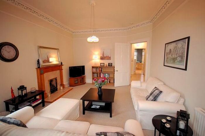 2 Bedroom Flat To Rent In Gillespie Crescent, Edinburgh, EH10