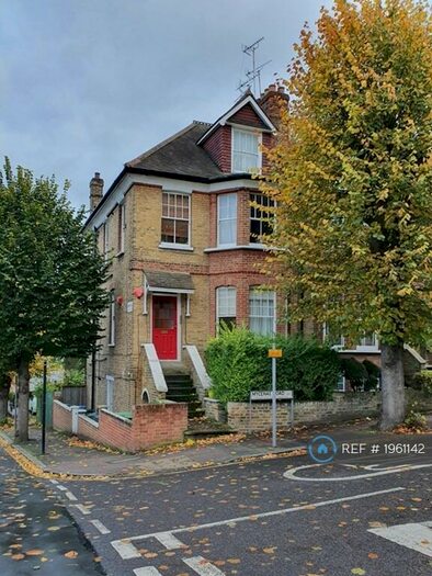 1 Bedroom Flat To Rent In Mycenae Road, Greenwich, SE3