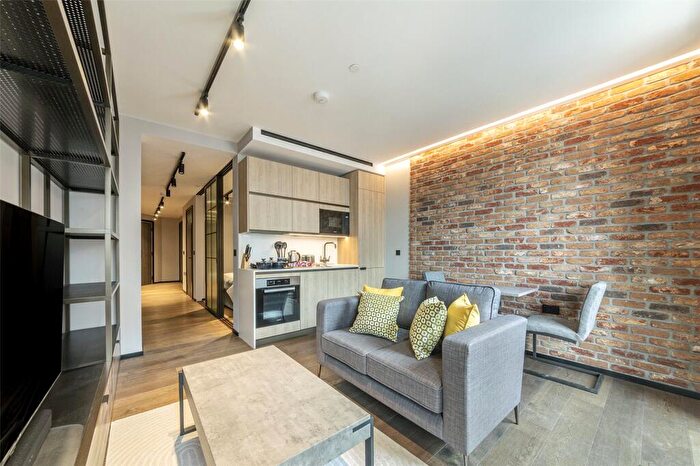 Apartment To Rent In Hewett Street, London, EC2A
