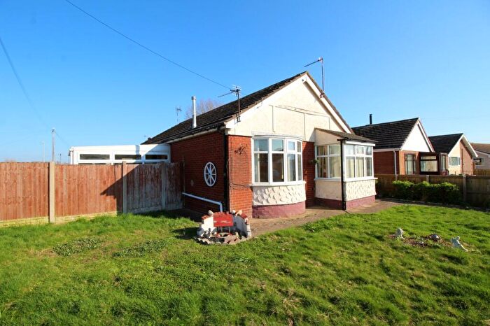 2 Bedroom Bungalow For Sale In Towyn Way West, Towyn, Conwy, LL22
