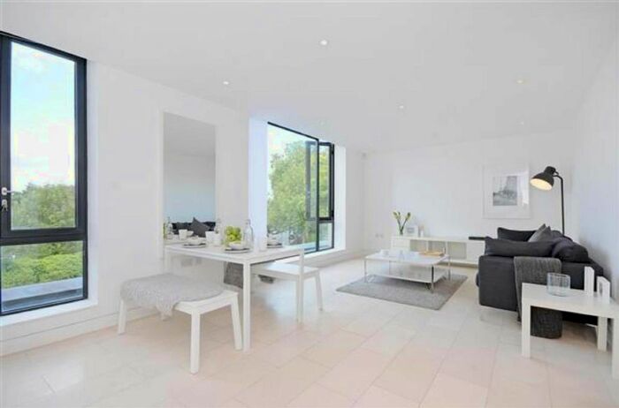 1 Bedroom Flat To Rent In Oval Road, Camden Town, London, NW1