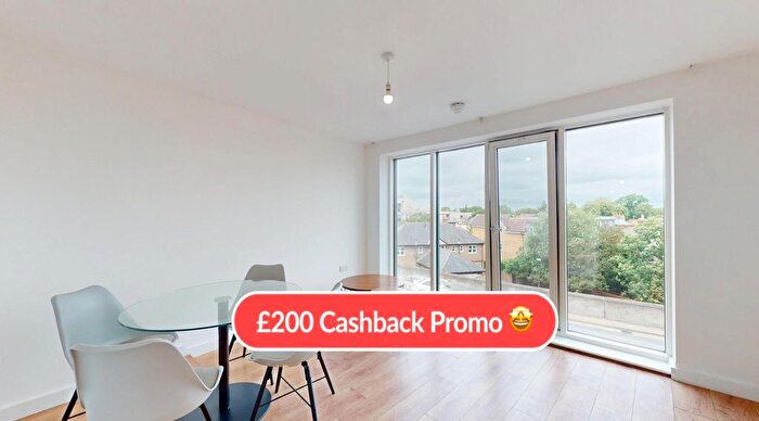 2 Bedroom Flat To Rent In Headstone Road, Harrow, HA1