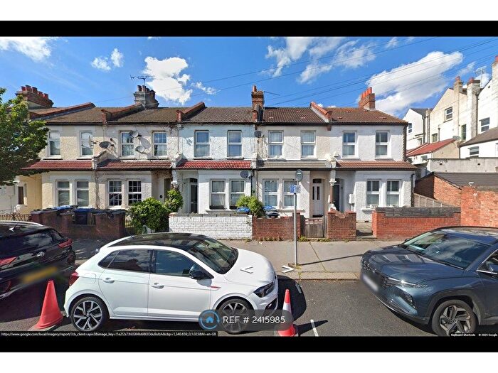 3 Bedroom Terraced House To Rent In Northborough Road, London, SW16