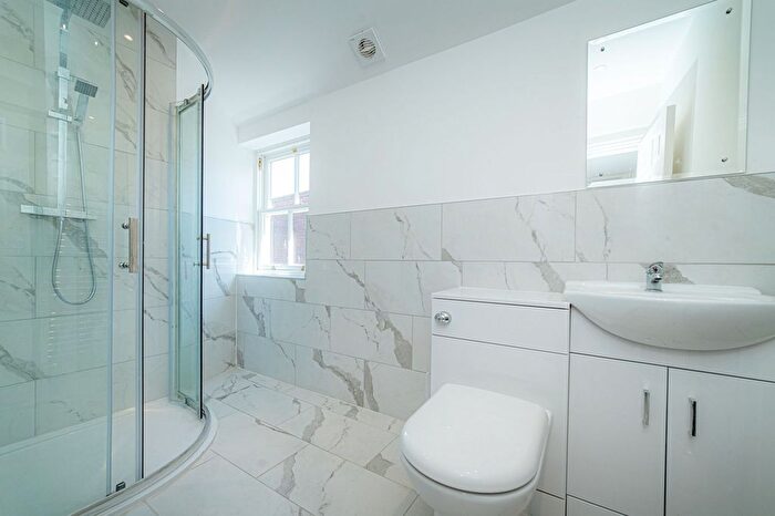 1 Bedroom Flat To Rent In A Castle Street, Ashford, TN23