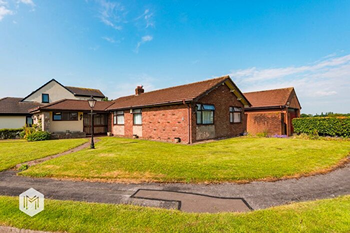 4 Bedroom Bungalow For Sale In Waltham Avenue, Glazebury, Warrington, Cheshire, WA3
