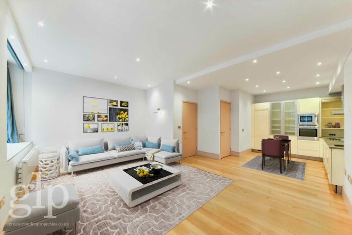 2 Bedroom Flat To Rent In Kean Street, London, WC2B