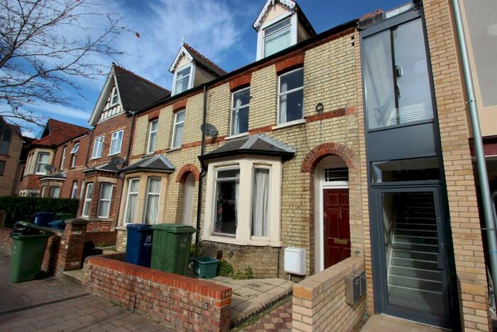5 Bedroom House To Rent In Cowley Road, Cowley, OX4