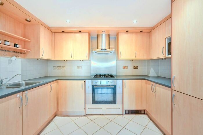 2 Bedroom Flat To Rent In Jerome Place, Kingston, Kingston Upon Thames, KT1