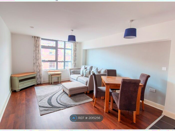 2 Bedroom Flat To Rent In Lion Court, Birmingham, B18