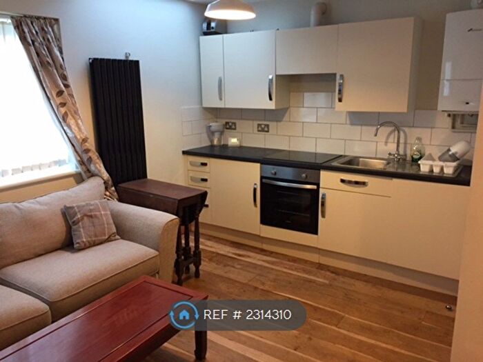 Studio To Rent In Mill Road, Cambridge, CB1