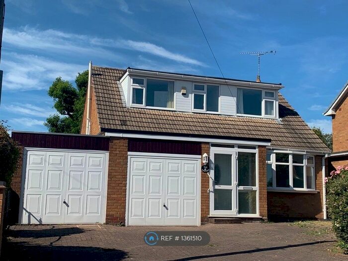 3 Bedroom Detached House To Rent In Tower Road, Bedworth, CV12