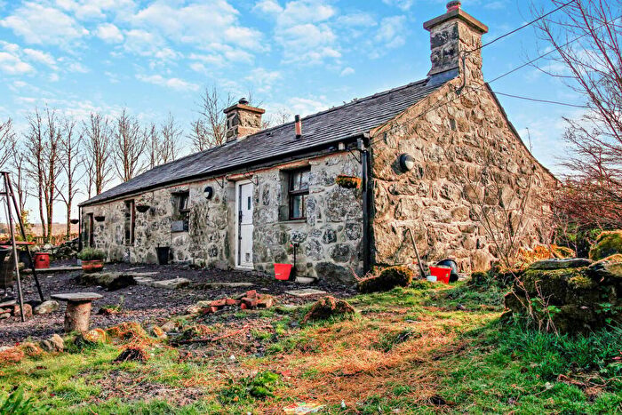 2 Bedroom Detached Bungalow For Sale In Nebo, Caernarfon, LL54