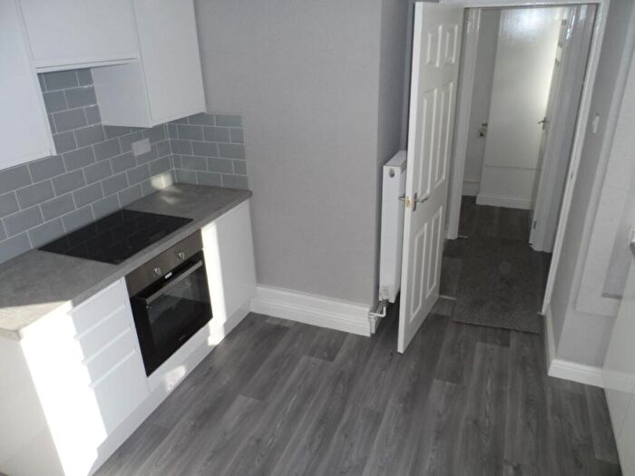 1 Bedroom Flat To Rent In A Blurton Road, Stoke-on-Trent, ST4