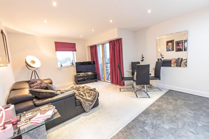 2 Bedroom Apartment To Rent In High Street, Harborne, Birmingham, B17