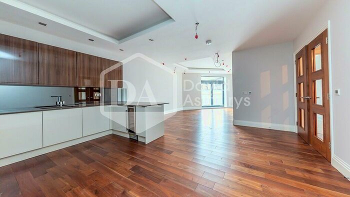 2 Bedroom Apartment To Rent In Muswell Hill, London, N10