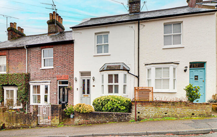 3 Bedroom Terraced House For Sale In Harpenden Rise, Harpenden, AL5