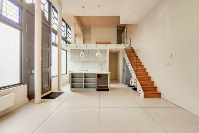 2 Bedroom Flat To Rent In Brixton Road, Brixton, London, SW9