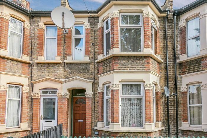 2 Bedroom Terraced House To Rent In Salisbury Road, E12