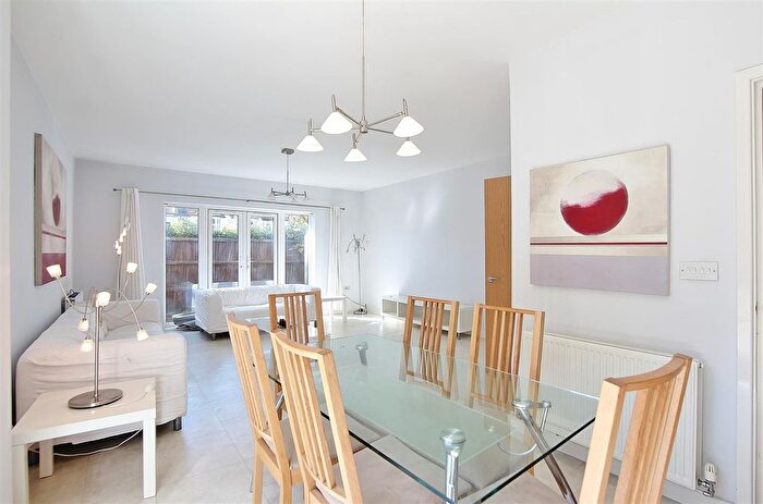 4 Bedroom Detached House To Rent In Academy Place, Isleworth, TW7