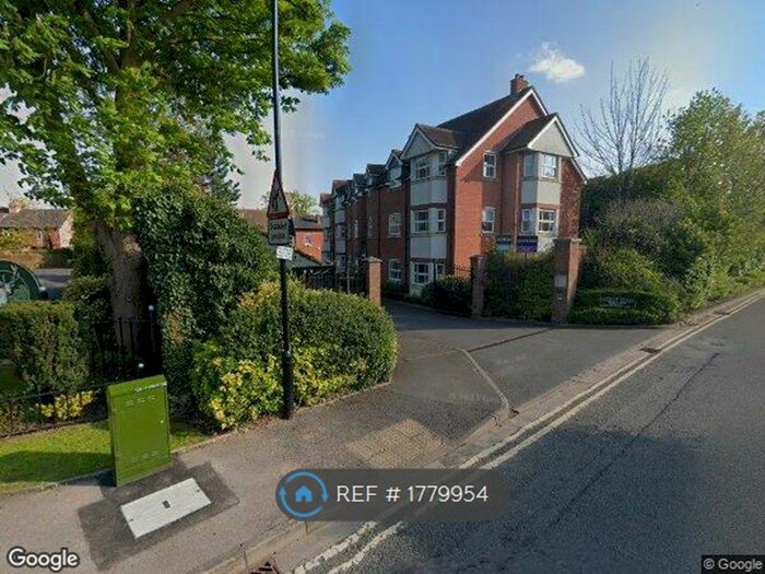 3 Bedroom Flat To Rent In Fazeley Close, Solihull, B91