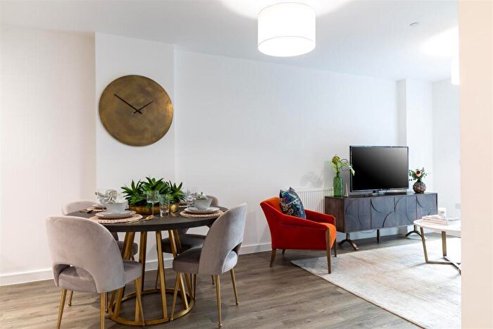 2 Bedroom Apartment For Sale In Unit Seven Hills Court, Sheffield, S6