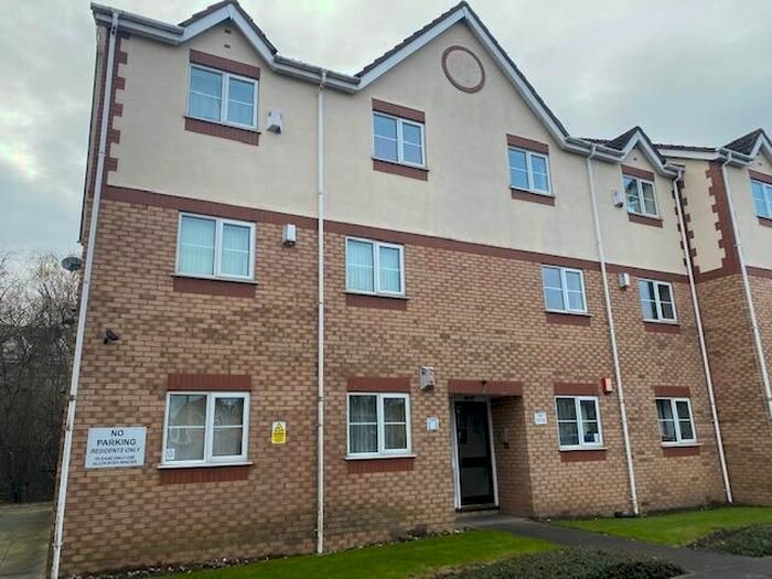 2 Bedroom Flat To Rent In Hoff Beck Court, Bordesley, Birmingham B9