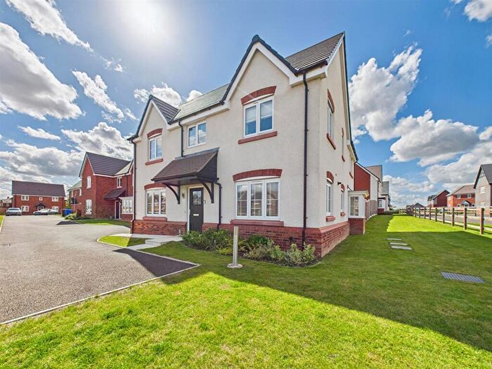 4 Bedroom Detached House For Sale In Sandyford Avenue, Tatenhill, Burton On Trent, DE13