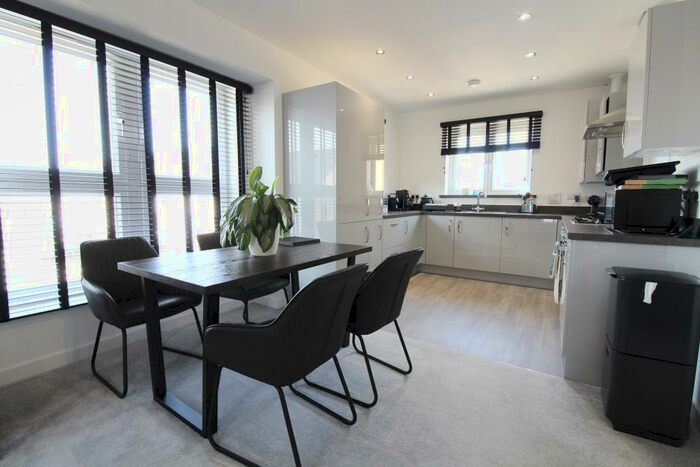 2 Bedroom Apartment To Rent In Bentley Grove, Peterborough, PE3