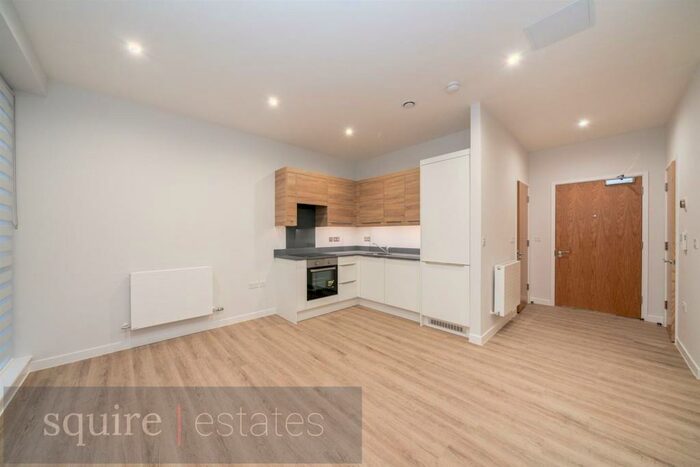 1 Bedroom Apartment To Rent In Bryanston Court, Hemel Hempstead, HP2