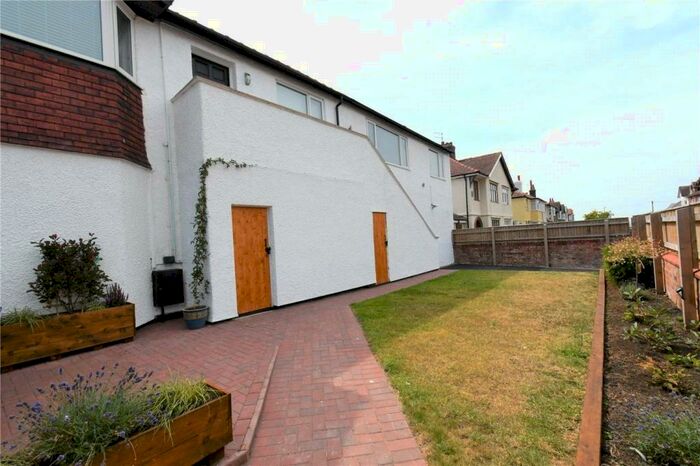 4 Bedroom Flat To Rent In Banks Road, West Kirby, Wirral, CH48